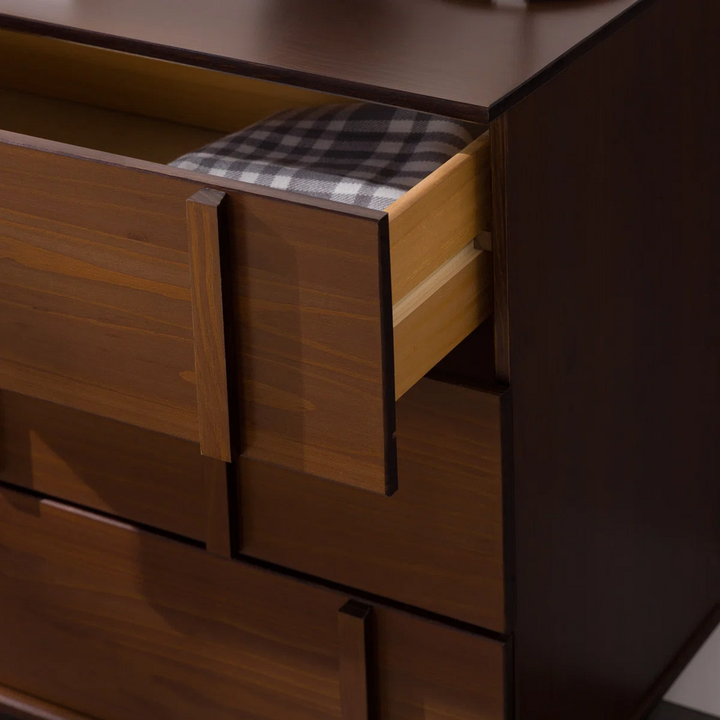 Nira Nordic Oak Dresser