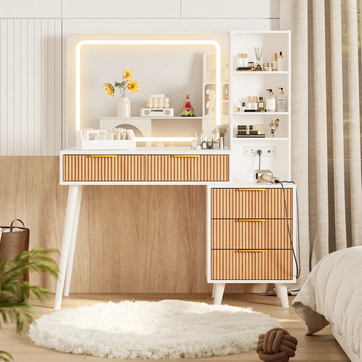 Nira Imperial Dressing Table