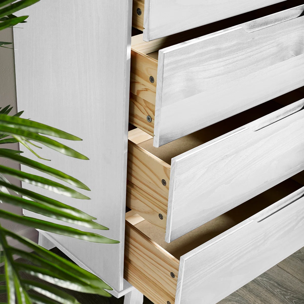 Nira Vertical Fluted Dresser