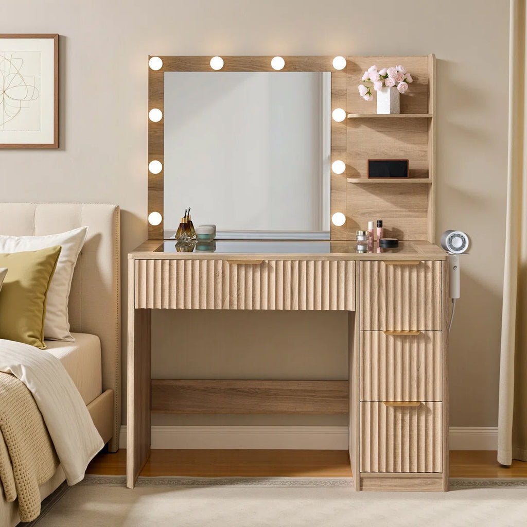 Nira Fluted Oak Dressing Table